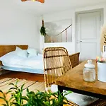 Apartment Loft Vintage - Spacieux 155 M2 - 4 - Parking, Netflix, Wifi Fibre