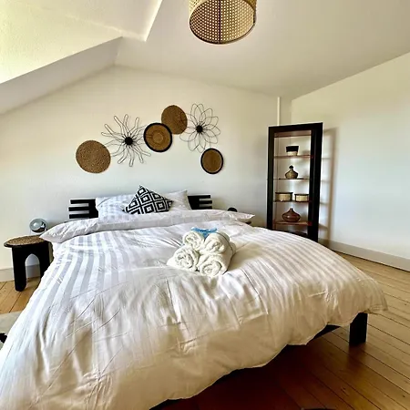 Loft Vintage - Spacieux 155 M2 - 4 - Parking, Netflix, Wifi Fibre