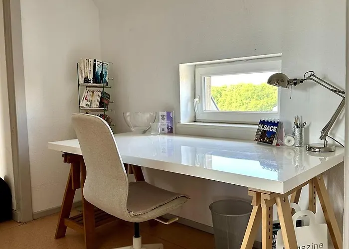 Loft Vintage - Spacieux 155 M2 - 4 - Parking, Netflix, Wifi Fibre *