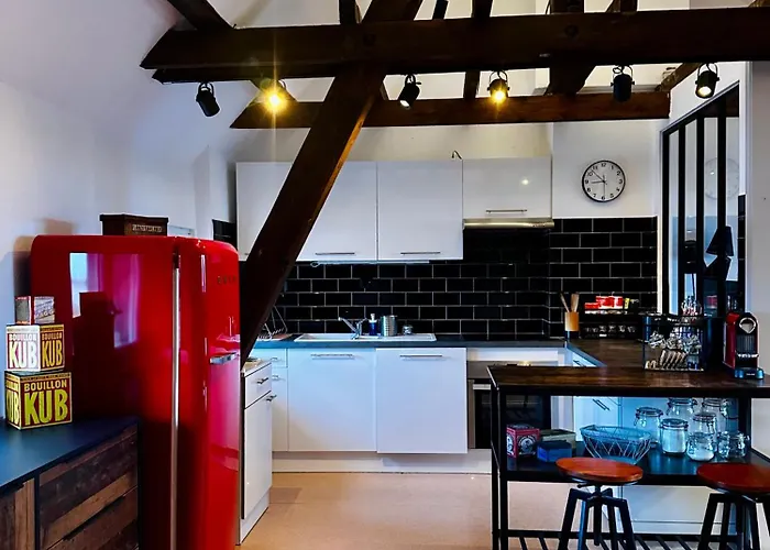 Loft Vintage - Spacieux 155 M2 - 4 - Parking, Netflix, Wifi Fibre Appartement *