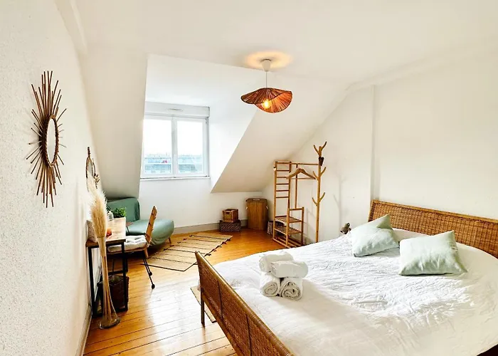 Loft Vintage - Spacieux 155 M2 - 4 - Parking, Netflix, Wifi Fibre Appartement