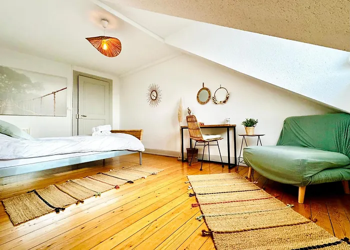 Loft Vintage - Spacieux 155 M2 - 4 - Parking, Netflix, Wifi Fibre Appartement *